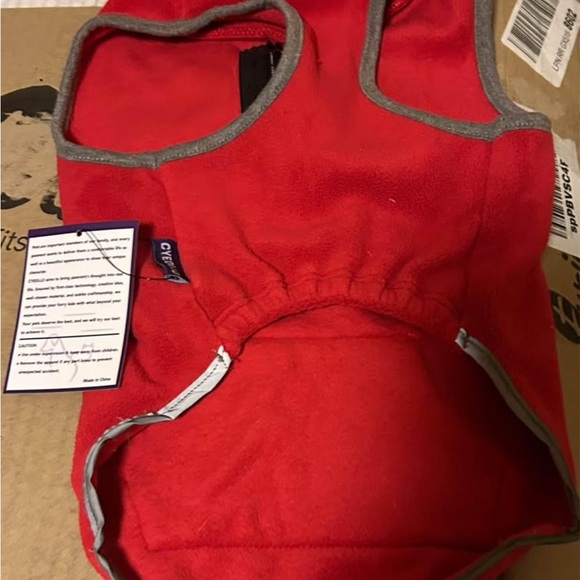 Red Dog Sweater with Zipper - Picture 3 of 5